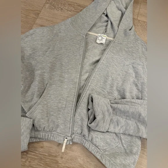 OFFLINE By Aerie OTT Cropped Full Zip Jacket Grey Sweatshirt Large - Picture 3 of 6